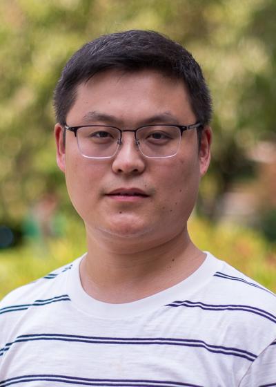 Jianyu Li headshot photos