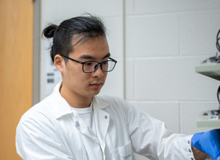 Hanrui Zhang in lab